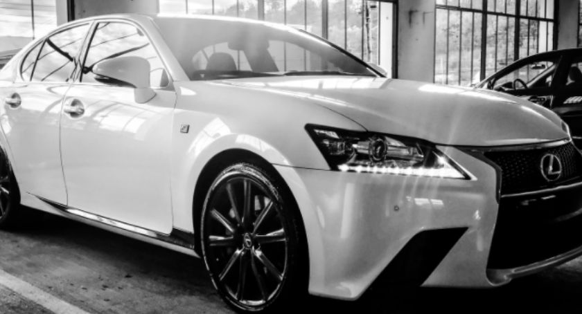 lexus