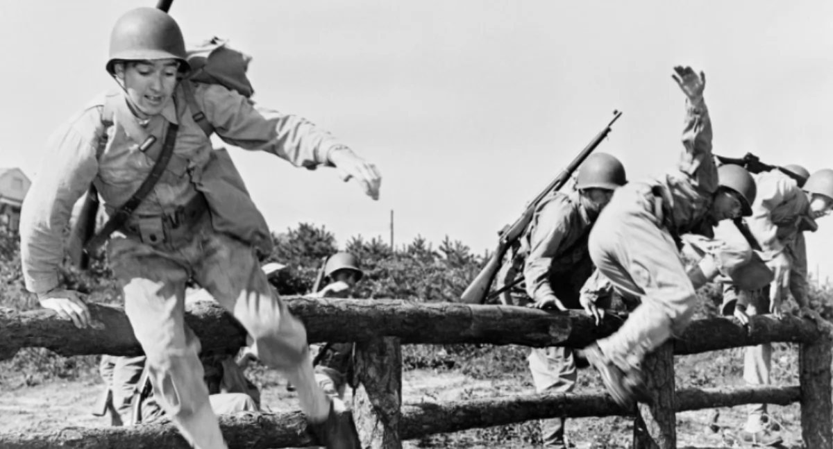 Ludzie, Powstańcze Śpiewanie Bielanach Upamiętnienie rocznicy Powstania Warszawskiego - zdjęcie, fotografia