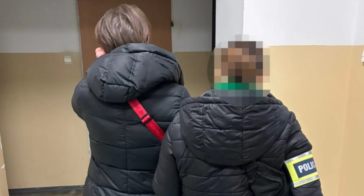 Akcja policji, CHYTRY ZATRZYMANY Ukradli pojazdu kuriera! Żoliborzu - zdjęcie, fotografia