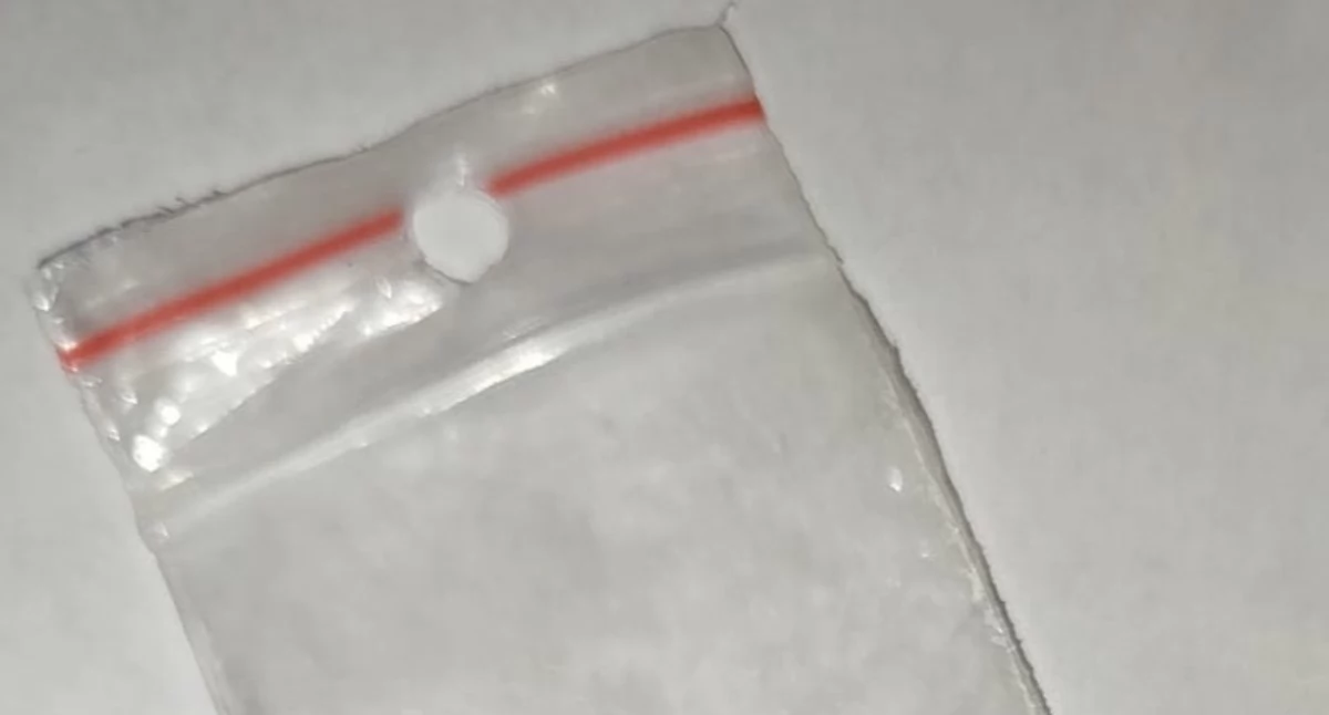 Akcja policji, POLICJANCI WESZLI MIESZKANIA zaskoczeni Bielanach - zdjęcie, fotografia