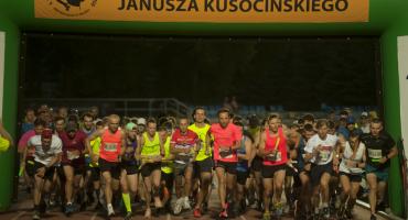 6. Nocny Bieg Sztafetowy Janusza Kusocińskiego (ZDJĘCIA)