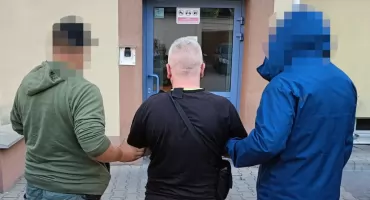 Zamówił pompę ciepła, ta nigdy nie dotarła. Działania na Bielanach